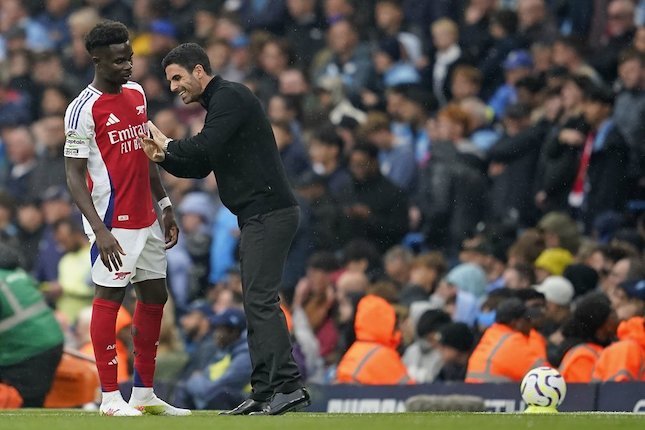 Arsenal Main Bertahan