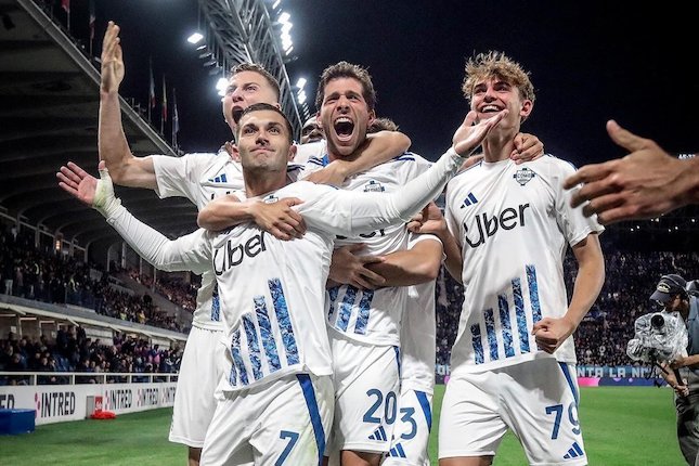 Como Incar Theo Hernandez