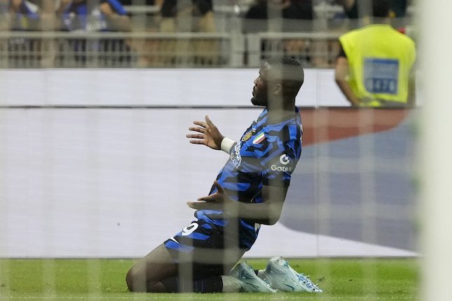 Striker Murni