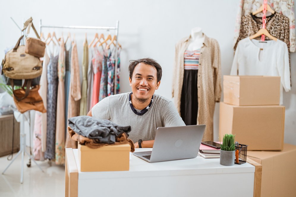 Brand Lokal Makin Menggeliat, Penjualan Meroket 5X Lipat pada Shopee 9.9 Super Shopping Day, Efek Fitur Ini! Brand Lokal Makin Menggeliat, Penjualan Meroket 5X Lipat pada Shopee 9.9 Super Shopping Day, Efek Fitur Ini!