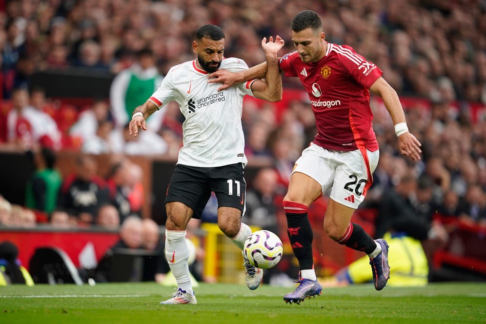 Barcelona Saingi Real Madrid untuk Bintang Manchester United Ini Barcelona Saingi Real Madrid untuk Bintang Manchester United Ini