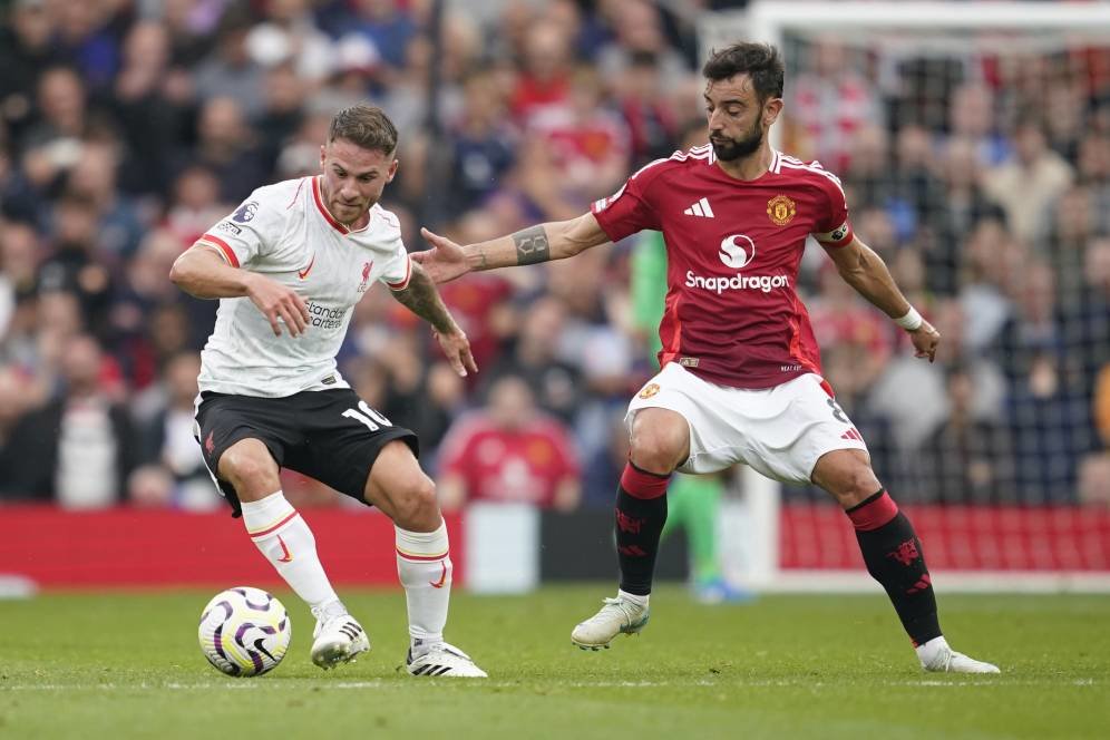 MU Dibantai Liverpool, Bruno Fernandes Tak Mau Salahkan Rekan Setim MU Dibantai Liverpool, Bruno Fernandes Tak Mau Salahkan Rekan Setim
