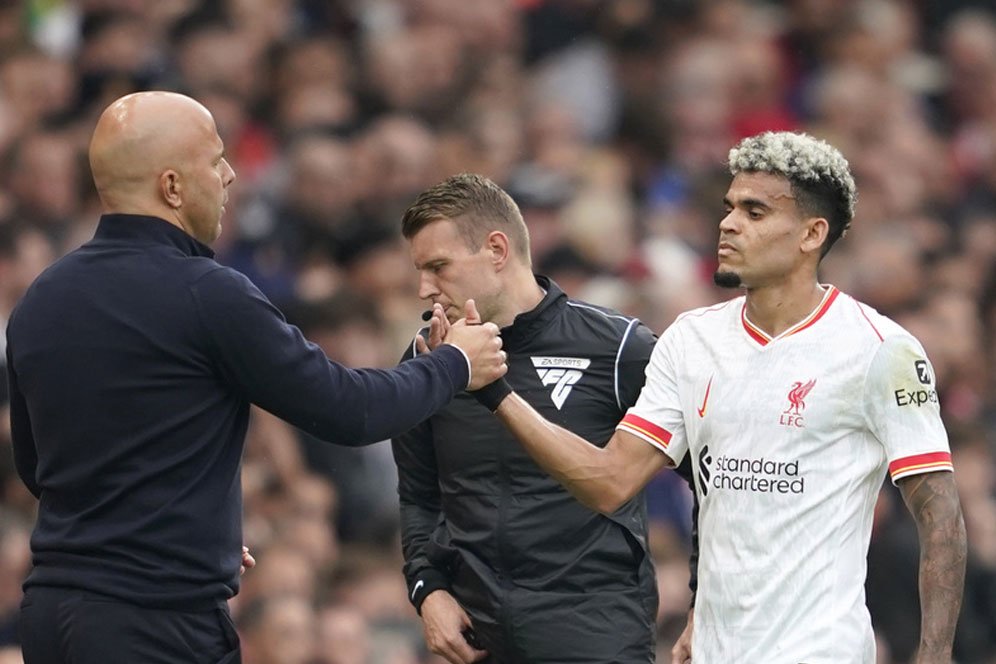 Dibongkar! Arne Slot Terang-Terangan Jelaskan Kekurangan MU, Celah untuk Liverpool Menang