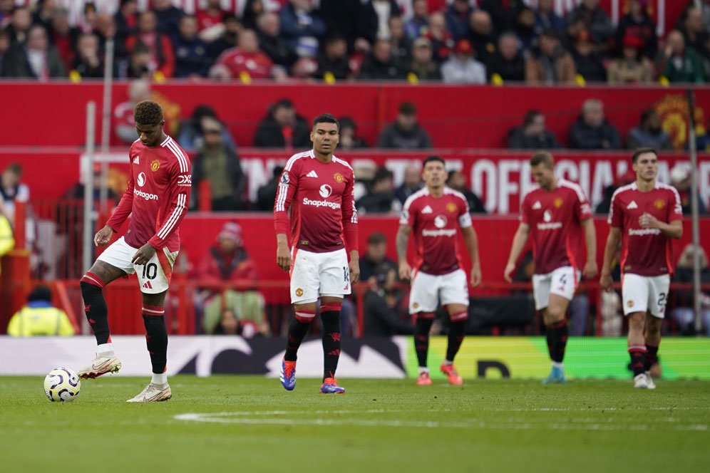 Kalah dari Tottenham, MU Disebut Berada di Titik Nadir