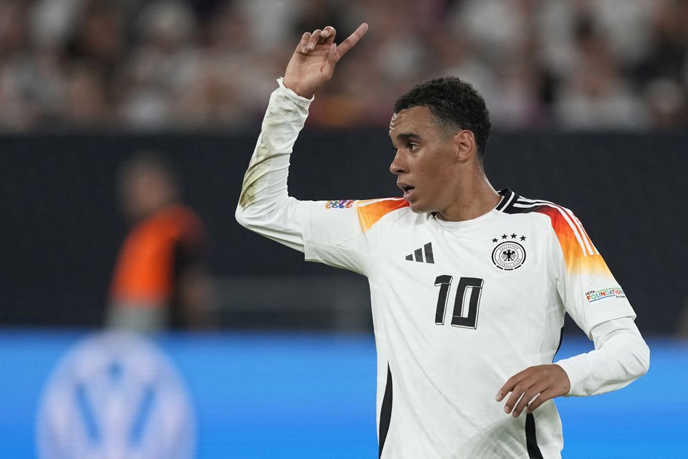 Jadi Rebutan Tim-tim Top Eropa, Bayern Munchen Bakal Pagari Jamal Musiala dengan Kontrak Mahal Jadi Rebutan Tim-tim Top Eropa, Bayern Munchen Bakal Pagari Jamal Musiala dengan Kontrak Mahal