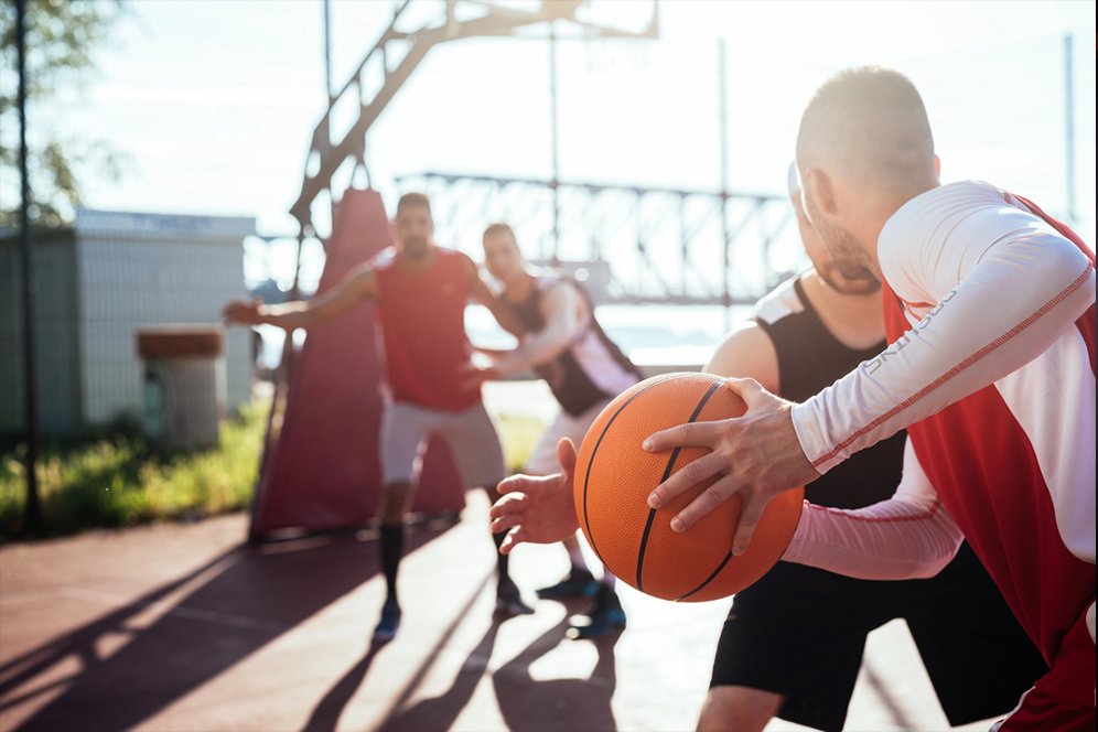 Teknik Dasar Bola Basket yang Wajib Dikuasai Pemain Teknik Dasar Bola Basket yang Wajib Dikuasai Pemain