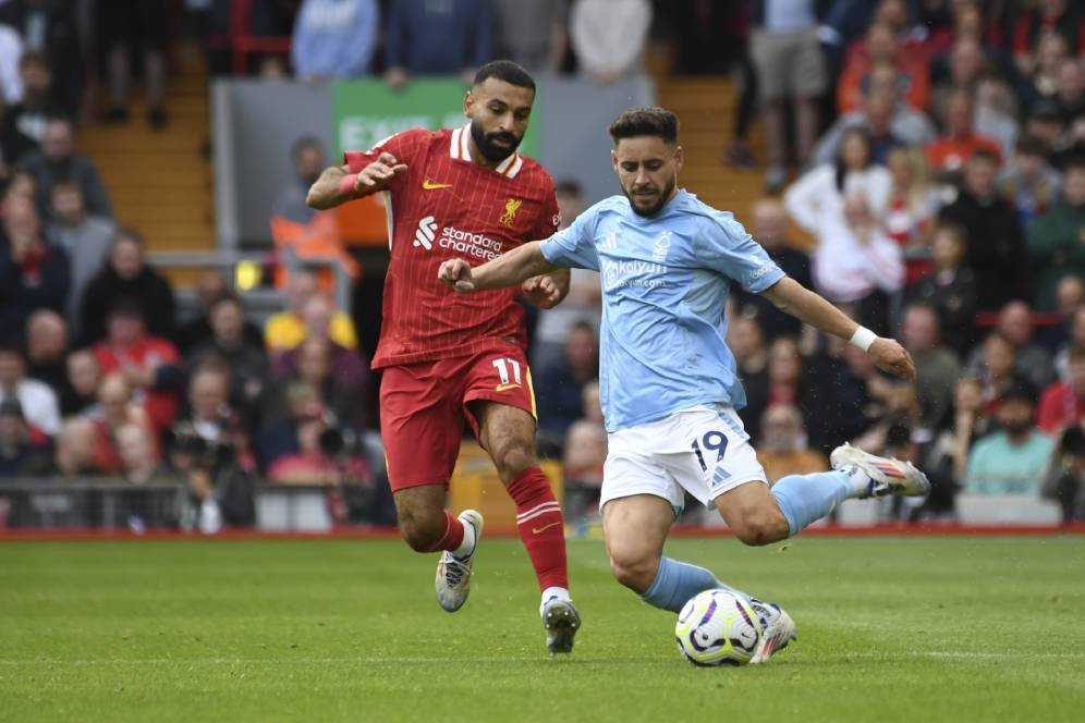 Musim Panas 2025 Nanti, Salah Cabut Tapi Van Dijk dan Trent Bertahan di Liverpool