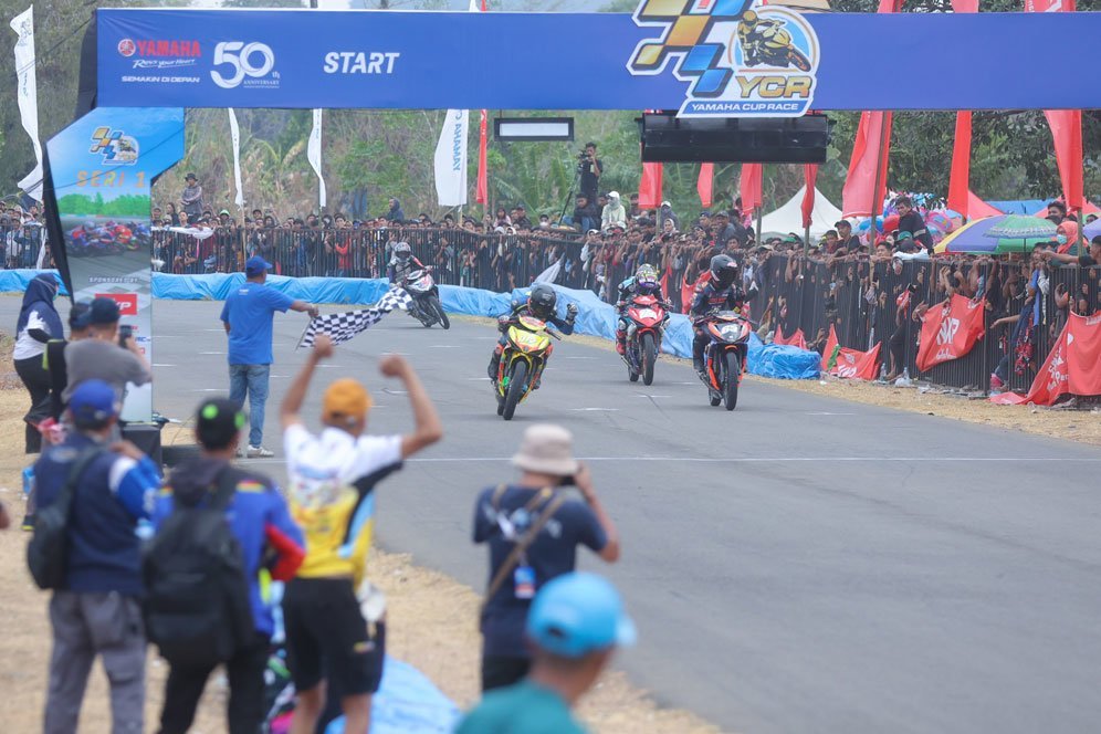 Komitmen Suraco Mendukung Event Balapan di Sulawesi Selatan Komitmen Suraco Mendukung Event Balapan di Sulawesi Selatan
