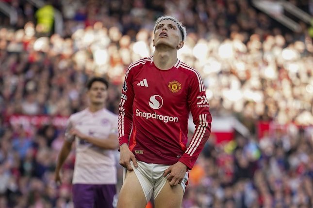 Keane Kritik Garnacho