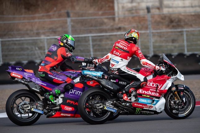 Pecco Bagnaia Sebut Lebih Sulit Salip Marco Bezzecchi