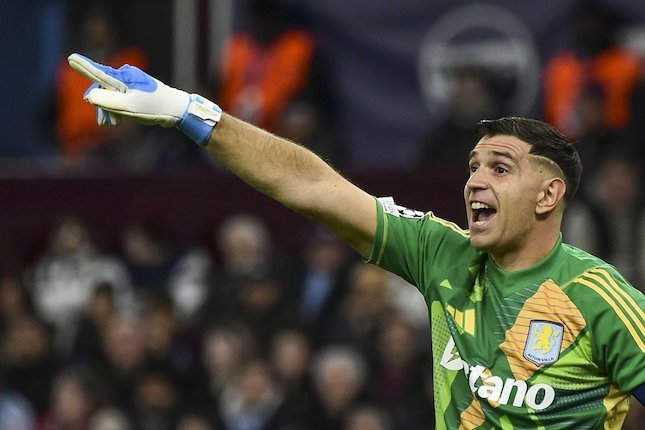 MU Dinilai Serius Pertimbangkan Mantan Kiper Arsenal