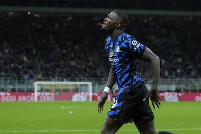 Selebrasi Marcus Thuram dalam laga Serie A antara Inter Milan vs Torino, Minggu (6/10/2024). (c) AP Photo/Antonio Calanni