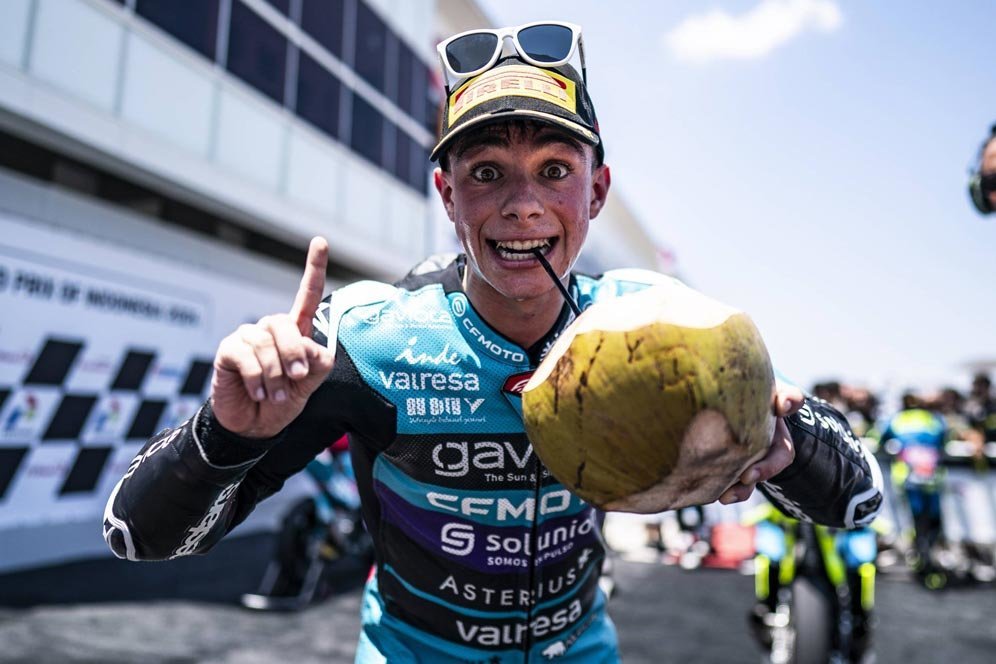 Aleix Espargaro Sebut David Alonso Mirip Fabio Quartararo: Bertalenta Hebat dan Selalu Ceria