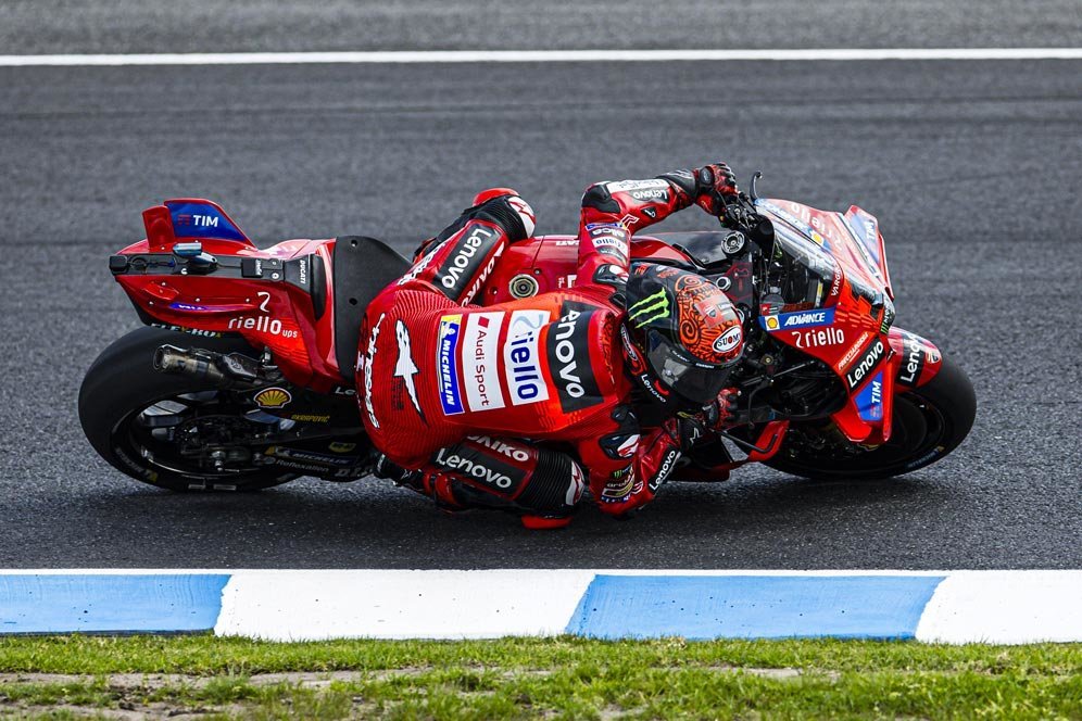 MotoGP Thailand 2024: Pecco Bagnaia Bekuk Jorge Martin dan Pedro Acosta Usai Marc Marquez Jatuh MotoGP Thailand 2024: Pecco Bagnaia Bekuk Jorge Martin dan Pedro Acosta Usai Marc Marquez Jatuh