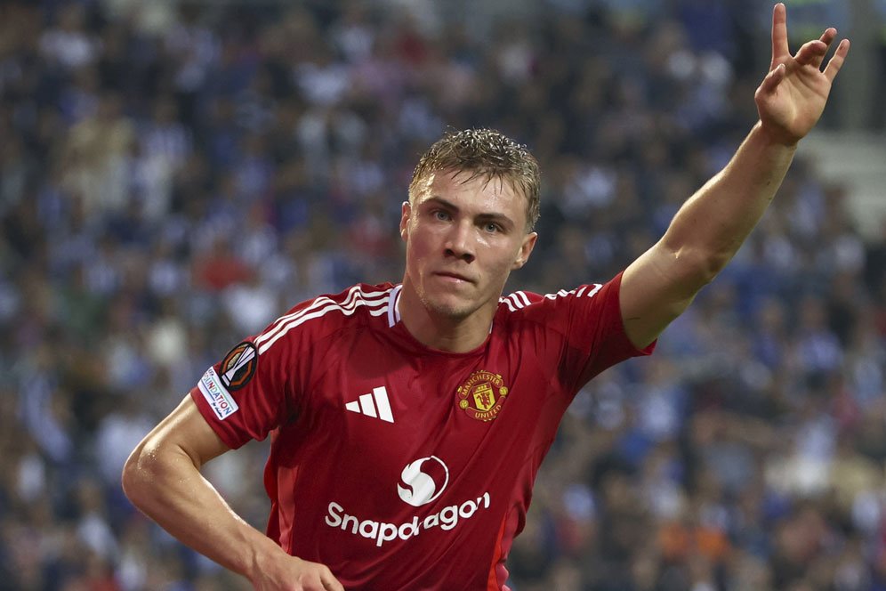 Legenda Liverpool Kagumi Perkembangan Rasmus Hojlund di MU Legenda Liverpool Kagumi Perkembangan Rasmus Hojlund di MU