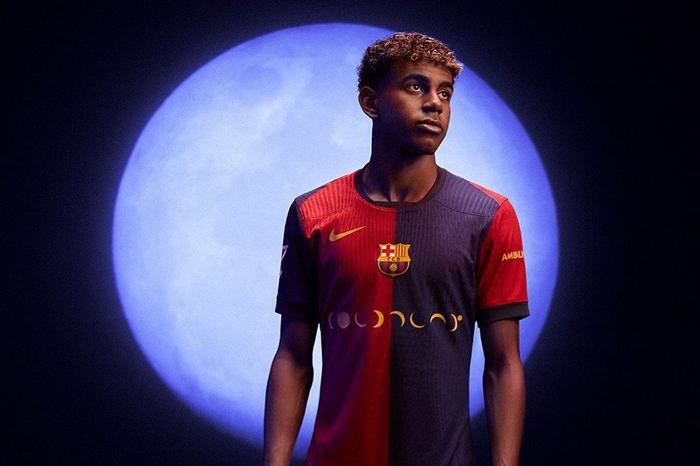 Keren! Barcelona Rilis Jersey Spesial Kolaborasi dengan Coldplay Keren! Barcelona Rilis Jersey Spesial Kolaborasi dengan Coldplay