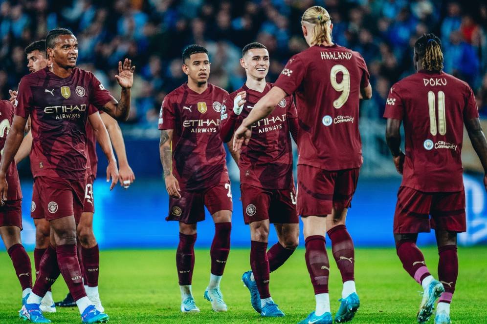 Catatan Menarik Slovan Bratislava vs Manchester City: The Citizens Samai Rekor MU