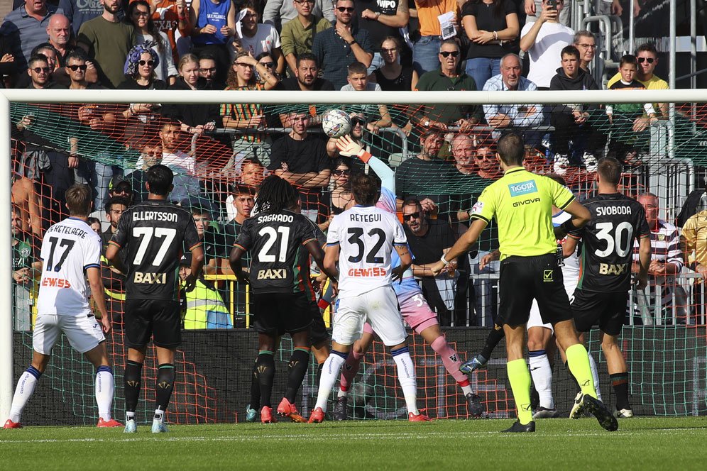 Main Penuh, Jay Idzes Gagal Hindarkan Venezia Dari Kekalahan Lawan Atalanta
