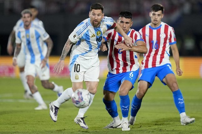 Hadapan Messi