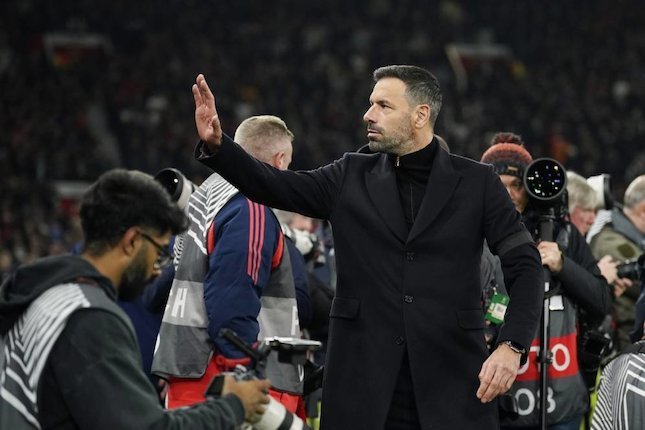 Ucapan Perpisahan dari Van Nistelrooy