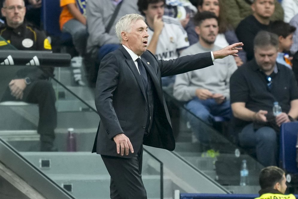 Figo Anggap Ancelotti Layak Dihargai, Bukan Dikritik Setelah Kalah dari Arsenal