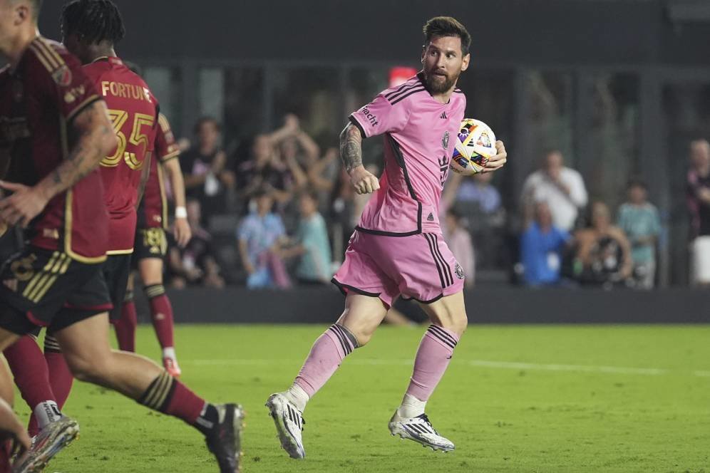 Kalah dari Atlanta United, Lionel Messi dan Inter Miami Tersingkir di Perempat Final Playoff MLS 2024 Kalah dari Atlanta United, Lionel Messi dan Inter Miami Tersingkir di Perempat Final Playoff MLS 2024