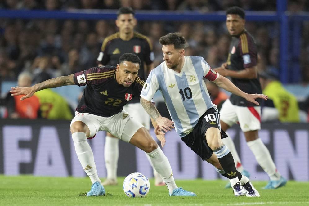 Lionel Messi Isyaratkan Bakal Ikut Bermain di Piala Dunia 2026? Lionel Messi Isyaratkan Bakal Ikut Bermain di Piala Dunia 2026?