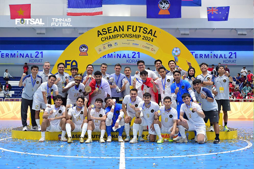 Timnas Futsal Indonesia Diberi Sambutan Meriah Setibanya di Tanah Air, Pulang dengan Trofi Juara