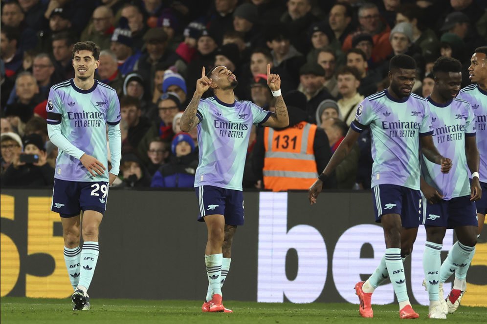 Babat Habis Crystal Palace, Paul Merson Sanjung Habis Arsenal
