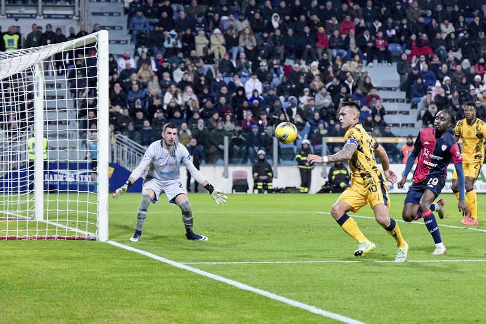 Rapor Pemain Inter saat Gulung Cagliari: Lautaro Akhiri Paceklik Gol, Barella 2 Assist Rapor Pemain Inter saat Gulung Cagliari: Lautaro Akhiri Paceklik Gol, Barella 2 Assist