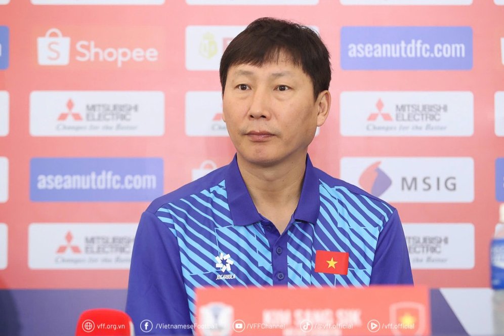 ASEAN All Stars Pecundangi MU, Kim Sang-sik Sarankan Ruben Amorim Rekrut Pemain Timnas Vietnam
