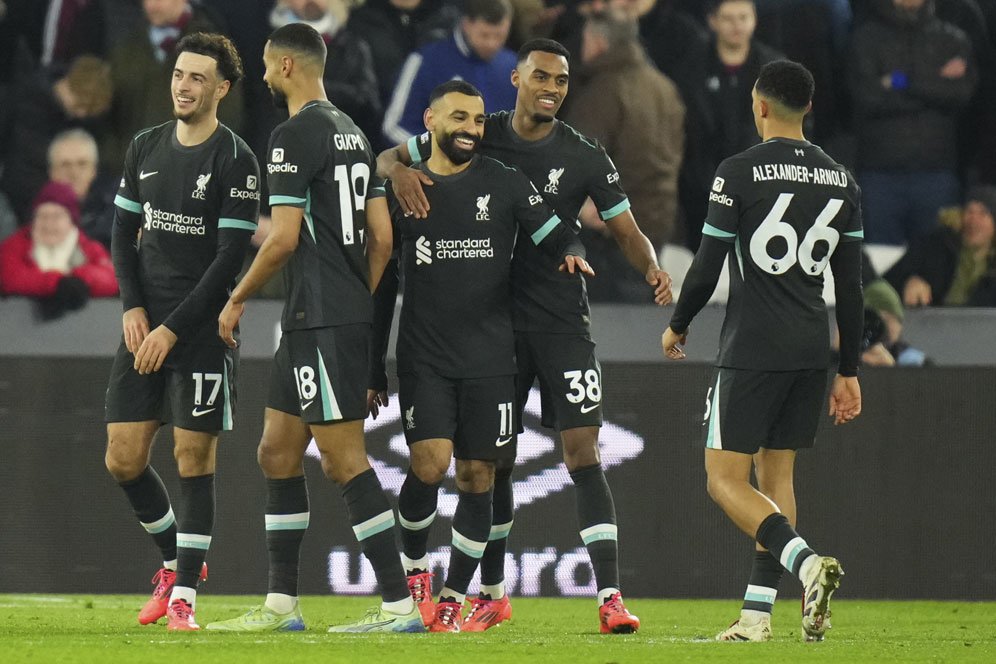 Tak Ada Ballon d'Or Dalam Benak Mohamed Salah: Yang Ada Cuma Bawa Liverpool Juara EPL Tak Ada Ballon d'Or Dalam Benak Mohamed Salah: Yang Ada Cuma Bawa Liverpool Juara EPL