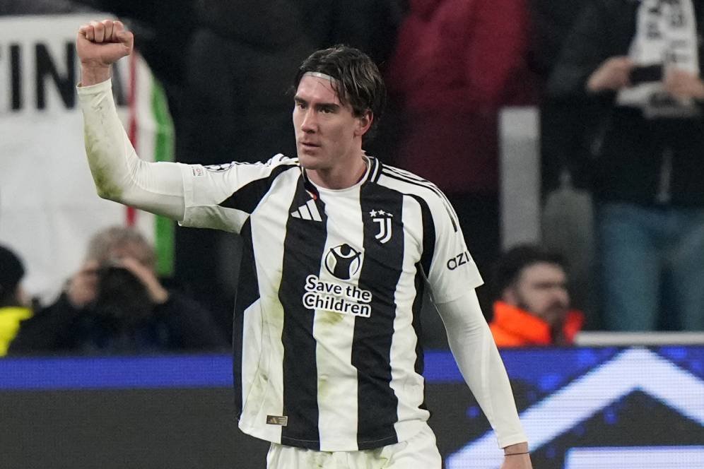 Vlahovic dan Douglas Luiz Ingin Angkat Kaki dari Juventus? Vlahovic dan Douglas Luiz Ingin Angkat Kaki dari Juventus?