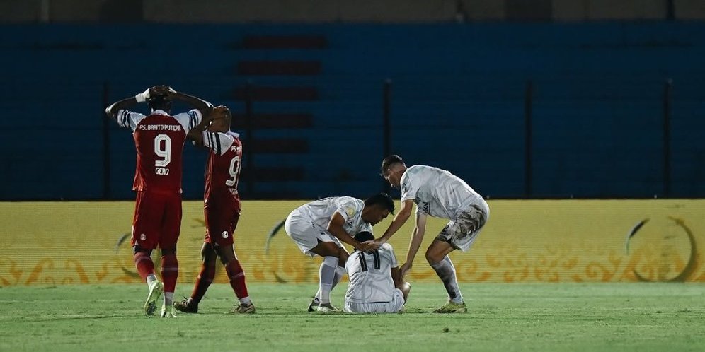 Persib Kabarkan Dedi Kusnandar Alami Patah Tulang Fibula Kaki Kanan, Bojan Hodak Keluhkan Lapangan yang Sangat Buruk