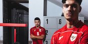 KJTI Penasaran dengan Detail dan Kerah Jersey Kandang Baru Timnas Indonesia, Prediksi Harganya Masih Sama Seperti Kostum Sebelumnya KJTI Penasaran dengan Detail dan Kerah Jersey Kandang Baru Timnas Indonesia, Prediksi Harganya Masih Sama Seperti Kostum Sebelumnya