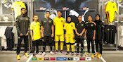 Timnas Malaysia Luncurkan Jersey Baru, Aksi Julid Netizen Indonesia: Kuning Seperti Wasit dan Shaolin Soccer!