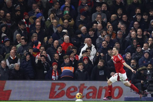 5. Nottingham Forest Ambrol di Akhir Musim