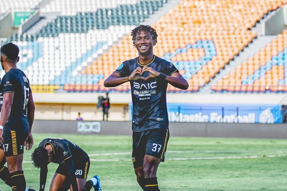 Mantan Anak Buah Shin Tae-yong di Timnas Indonesia Berdarah Liberia Jadi Korban Rasis Usai Bawa Dewa United Kalahkan Persib Mantan Anak Buah Shin Tae-yong di Timnas Indonesia Berdarah Liberia Jadi Korban Rasis Usai Bawa Dewa United Kalahkan Persib