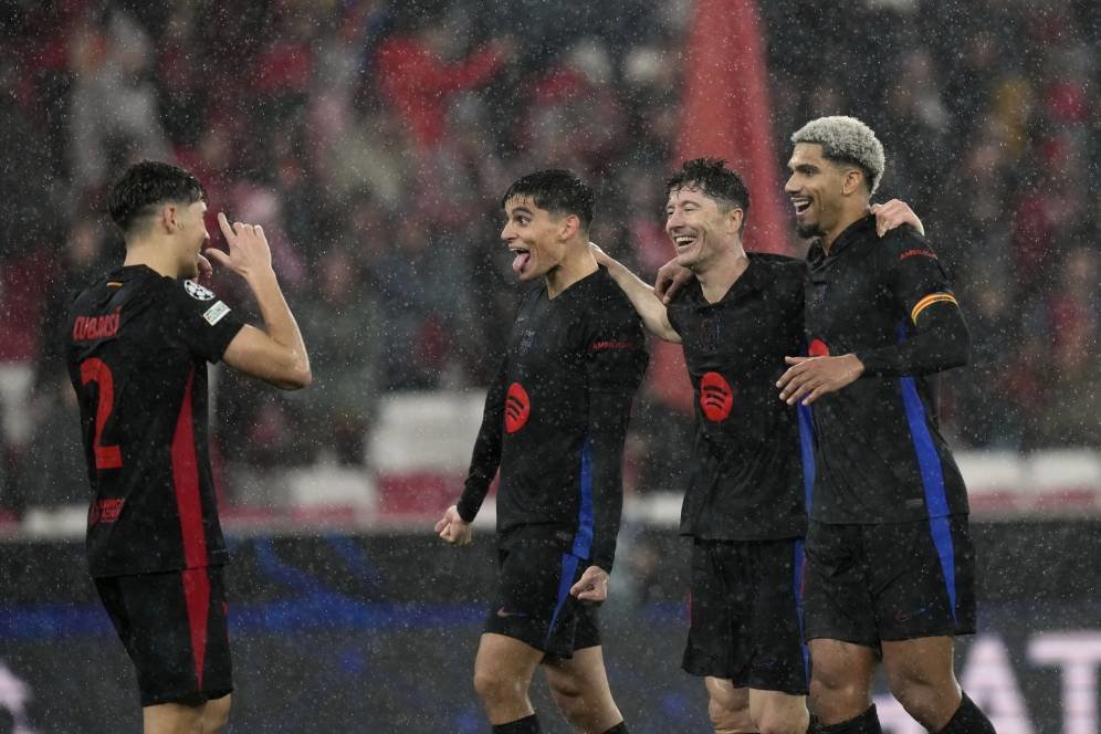 Rapor Pemain Barcelona saat Comeback Sensasional Lawan Benfica: Szczesny Kacau, Raphinha Pahlawan!