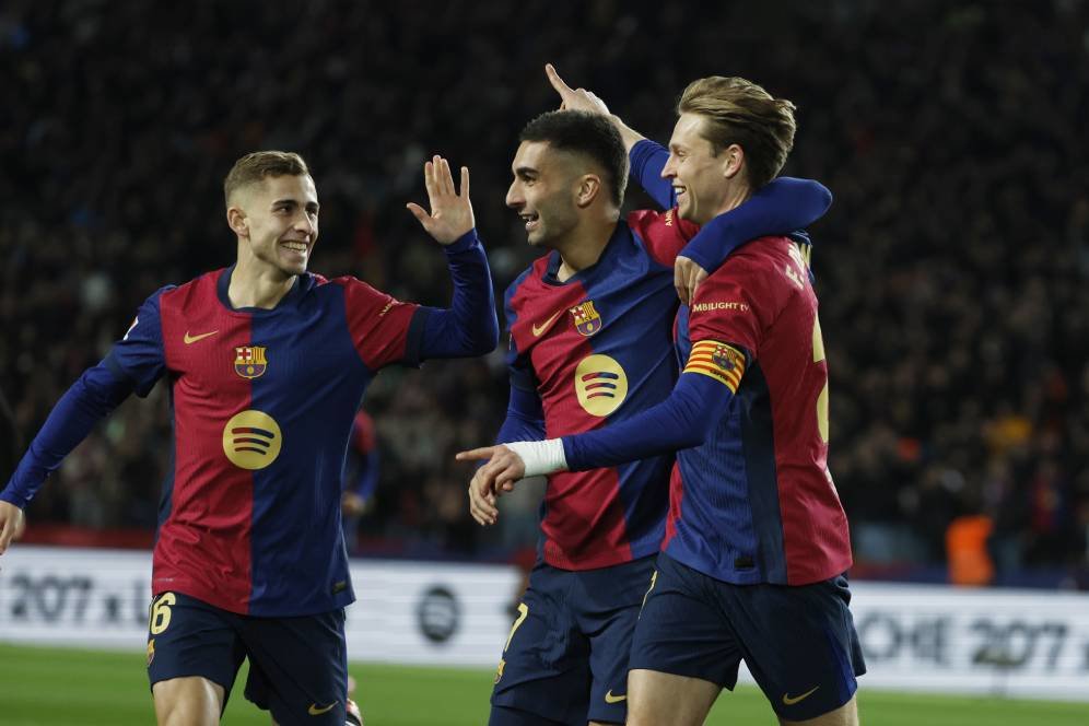 Barcelona Pertimbangkan Wembley Stadium sebagai Venue El Clasico Mei Mendatang Barcelona Pertimbangkan Wembley Stadium sebagai Venue El Clasico Mei Mendatang