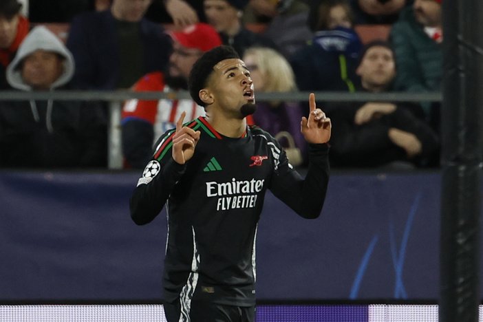 Legenda Arsenal Peringatkan Chelsea: Jangan Ganggu Ethan Nwaneri! Legenda Arsenal Peringatkan Chelsea: Jangan Ganggu Ethan Nwaneri!