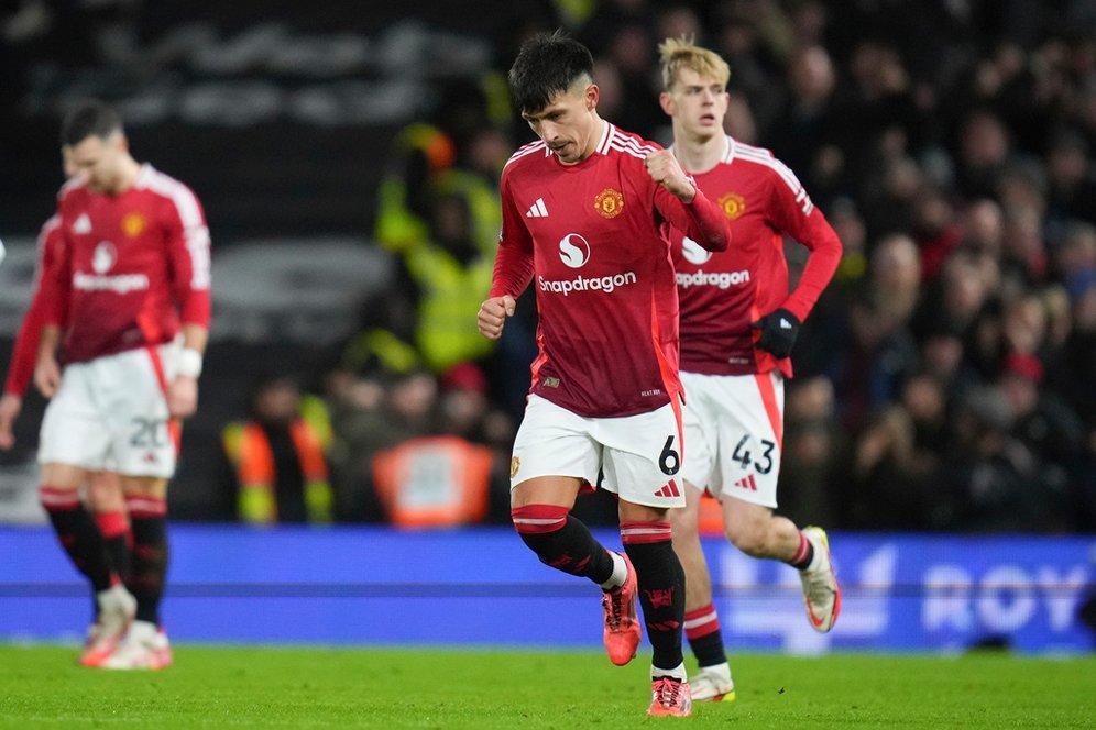 Balasan Menohok Lisandro Martinez atas Kritikan Paul Scholes: Dia Tak Akan Bisa Selamat di Argentina!