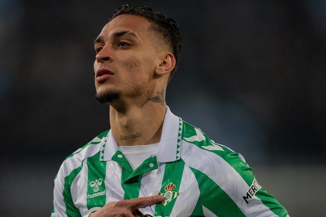 Betis Menang, Antony Cetak Sejarah Pribadi