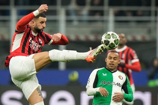 Kyle Walker Bakal Bertahan