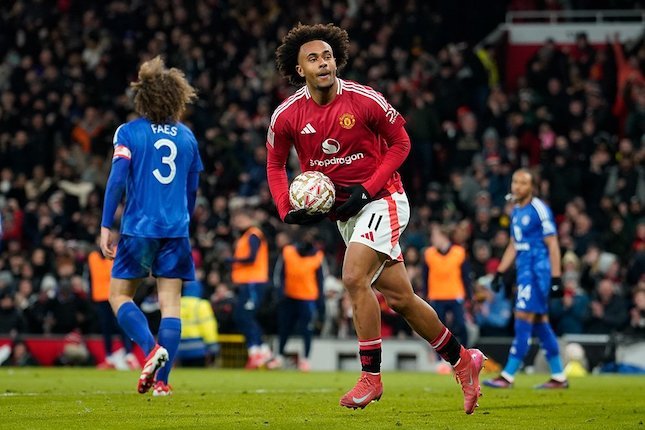 Momen selebrasi Joshua Zirkzee di laga Manchester United vs Leicester City, FA Cup 2024/2025 (c) AP Photo/Dave Thompson