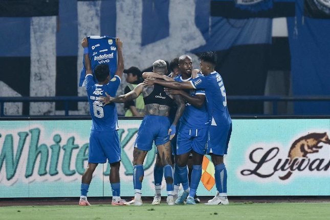 Head to head Persija vs Persib