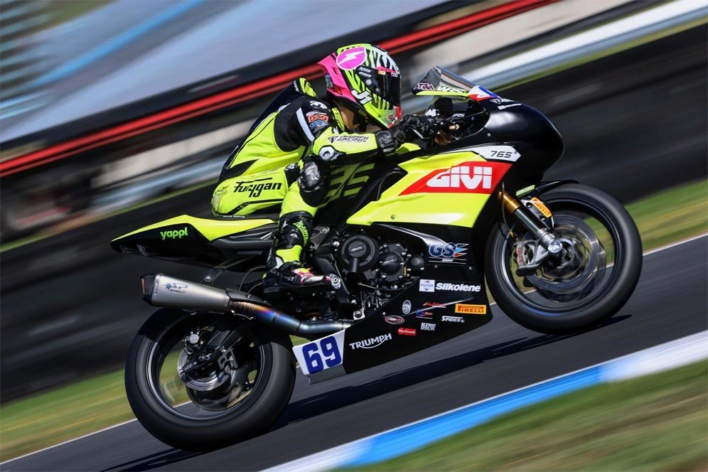 Hasil Race 2 WorldSSP Australia 2025: Tom Booth-Amos Kalahkan Stefano Manzi, Aldi Satya Mahendra Raih Poin Hasil Race 2 WorldSSP Australia 2025: Tom Booth-Amos Kalahkan Stefano Manzi, Aldi Satya Mahendra Raih Poin