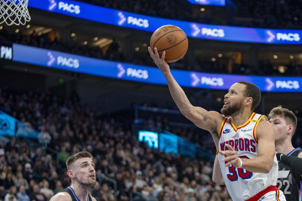 Rahasia Sukses NBA: Lebih dari Sekedar Dunk dan Three Points! Rahasia Sukses NBA: Lebih dari Sekedar Dunk dan Three Points!