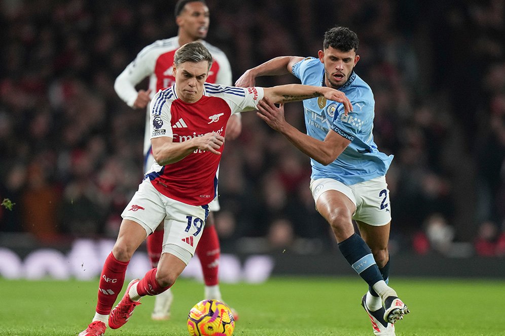 Arsenal Ngamuk dan Man City Diobok-Obok, tapi Cuma Sebatas Pesaing Juara?! Arsenal Ngamuk dan Man City Diobok-Obok, tapi Cuma Sebatas Pesaing Juara?!
