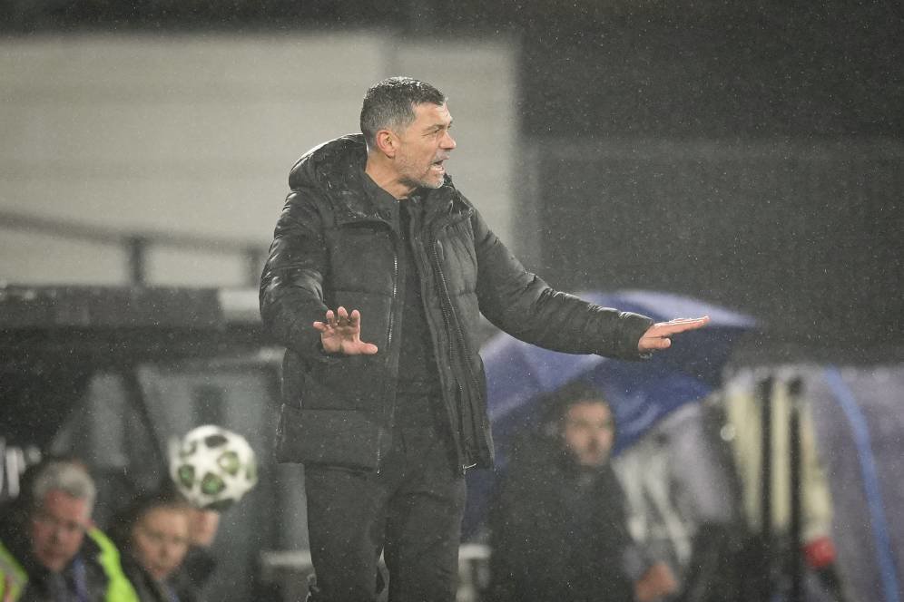 Sergio Conceicao Yakin AC Milan Bisa Finis di Zona Liga Champions